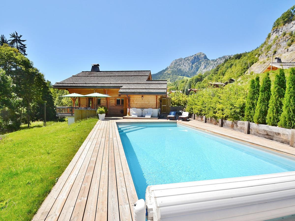 Luxurious Chalet In Le Chinaillon With Sauna Villa Le Grand-Bornand Exterior foto